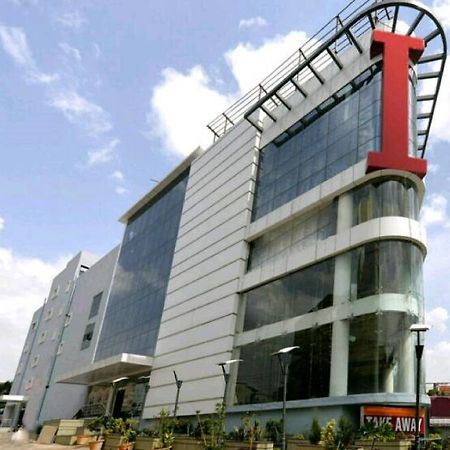 Capital O Surabhi Elite Near Miraj Cinemas - Shalini Shivani Sururnagar Eksteriør billede