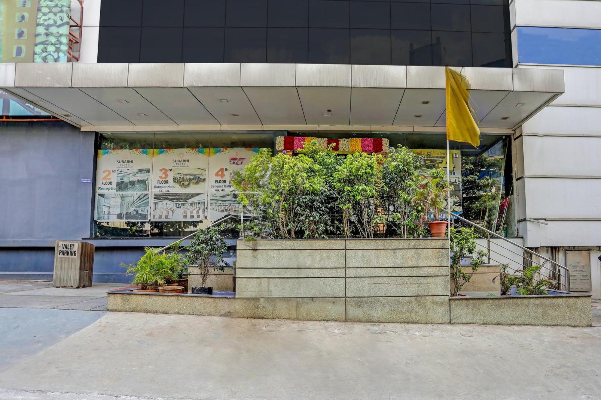 Capital O Surabhi Elite Near Miraj Cinemas - Shalini Shivani Sururnagar Eksteriør billede