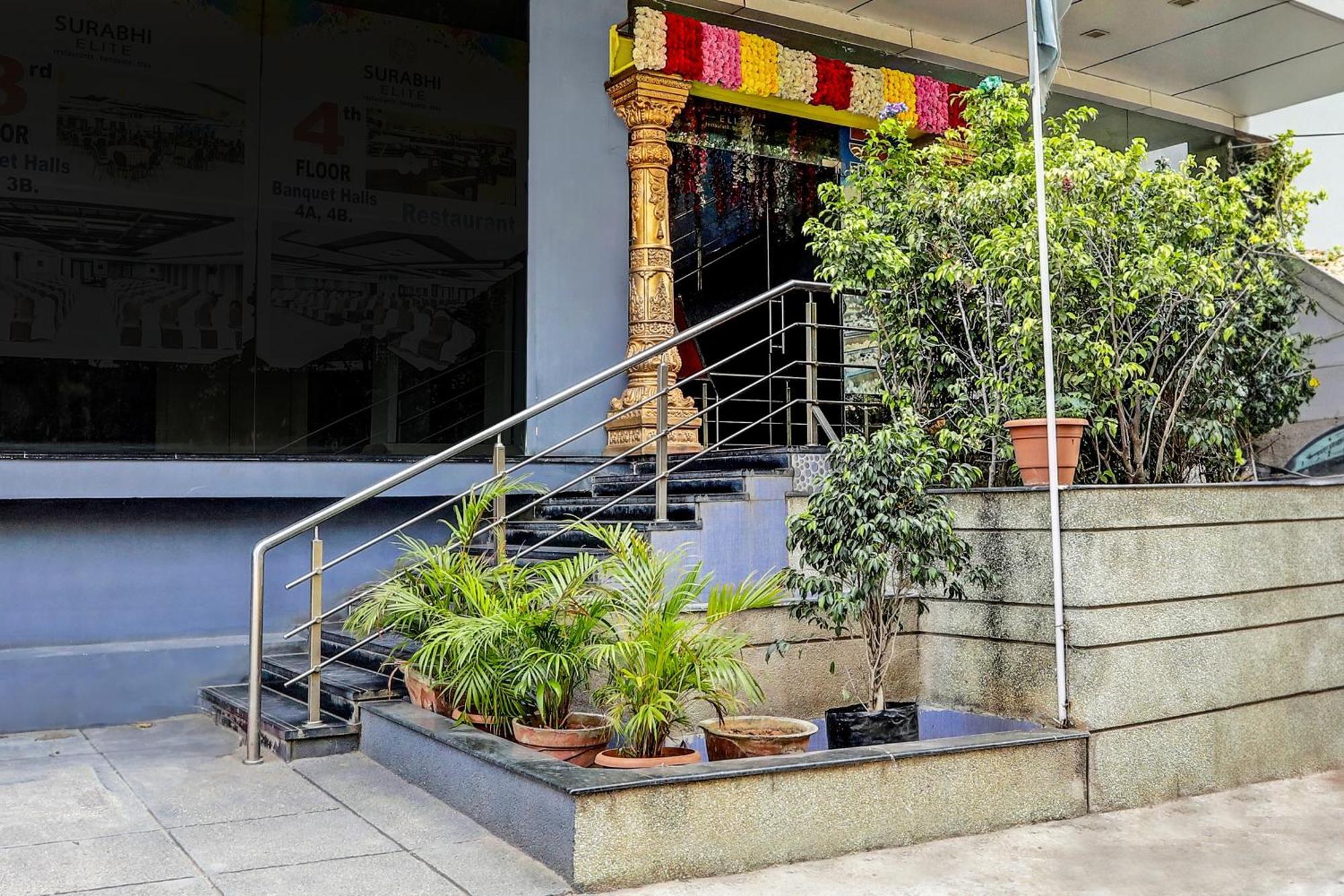 Capital O Surabhi Elite Near Miraj Cinemas - Shalini Shivani Sururnagar Eksteriør billede